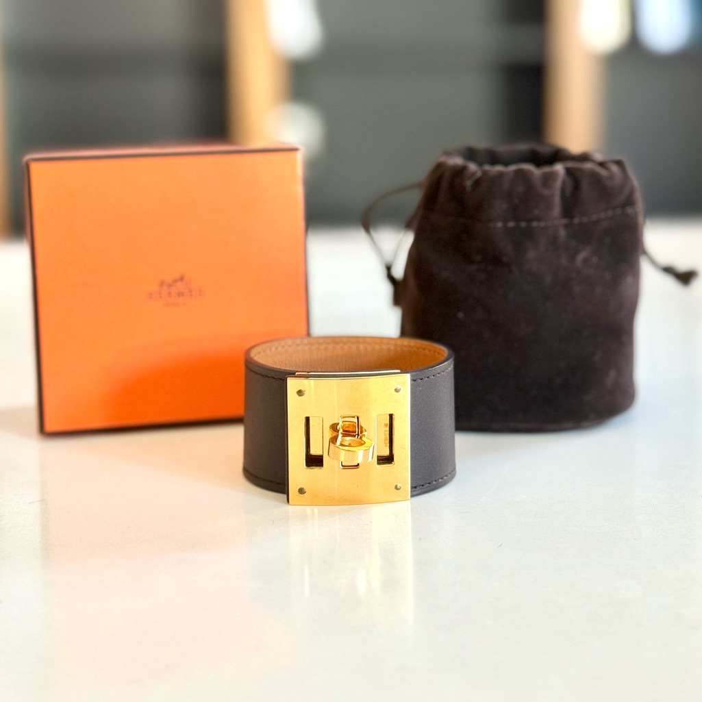 100% Authentic Hermes Kelly Dog Bracelet Black Gold Hardware Box & Dust Bag